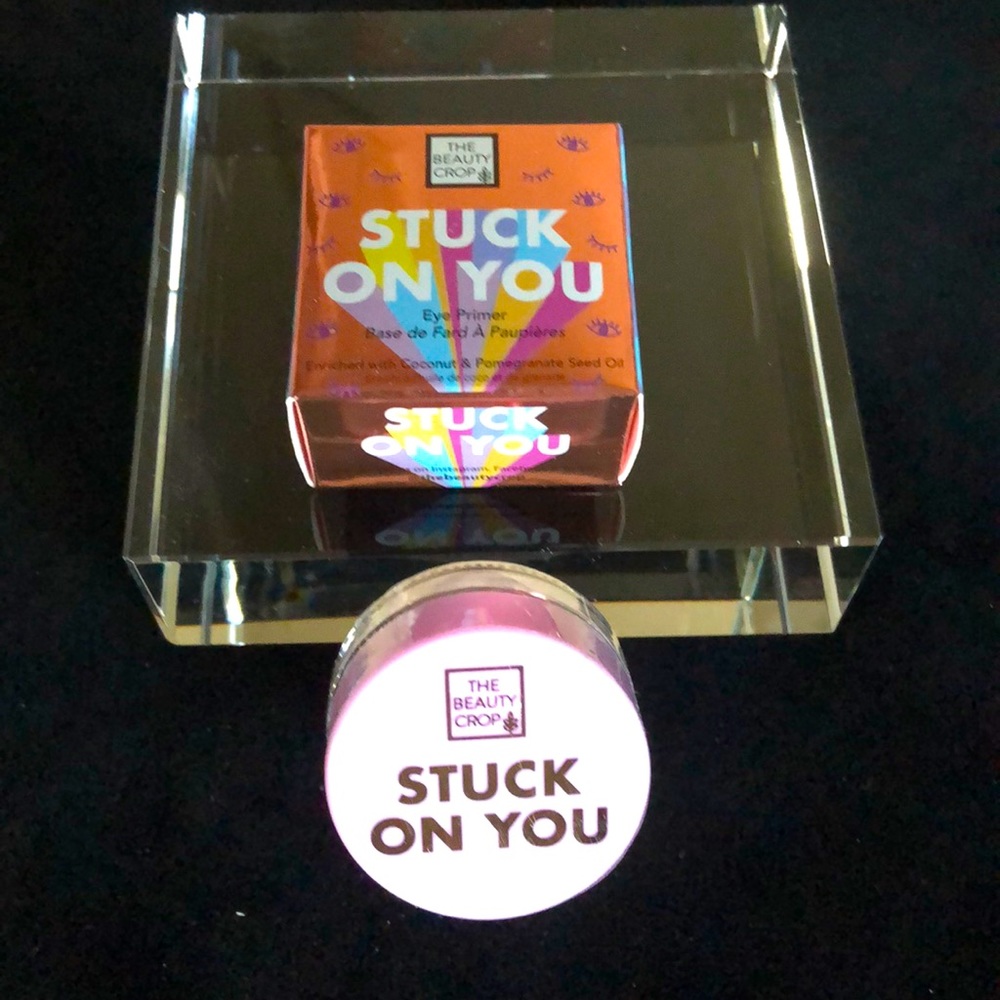 STUCK ON YOU EYE PRIMER